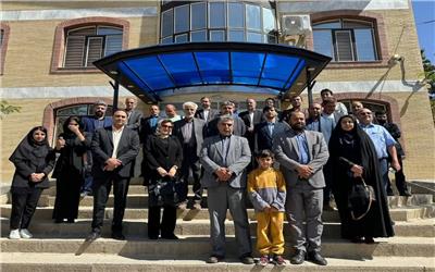 عقد 14 قرارداد تجاری مهم با تجار و سرمایه گزاران خارجی و داخلی در تویسرکان